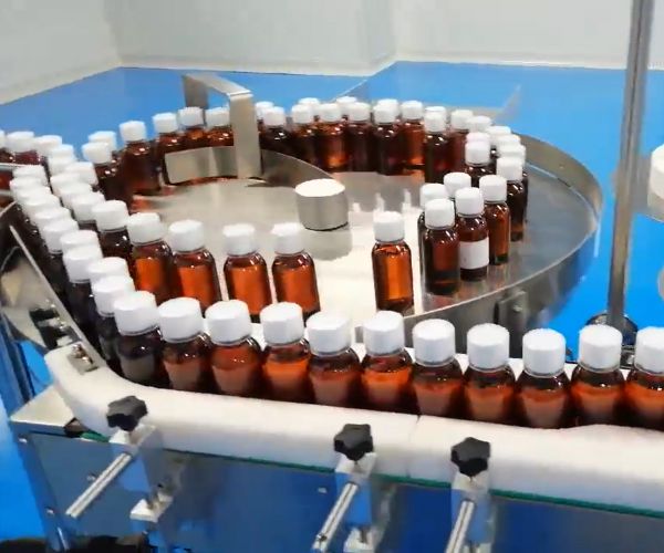 wrap around labeling machine for medicine bottles